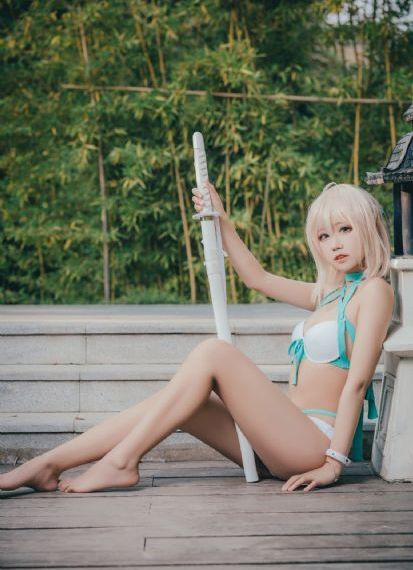 交换中高潮呻吟的娇妻_BD高清欧美在线观看
