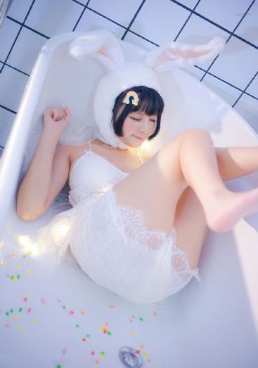 美女校花张开腿让我视频_超清HD高清在线观看